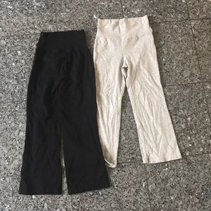 2 pairs of grey and black yoga pants. size S